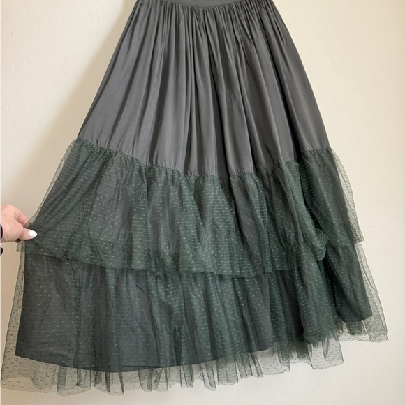 MIA JOY by JOYFOLIE Ada Hunter Dark Green Tiered Peasant Tulle Maxi Skirt XS - Picture 3 of 6